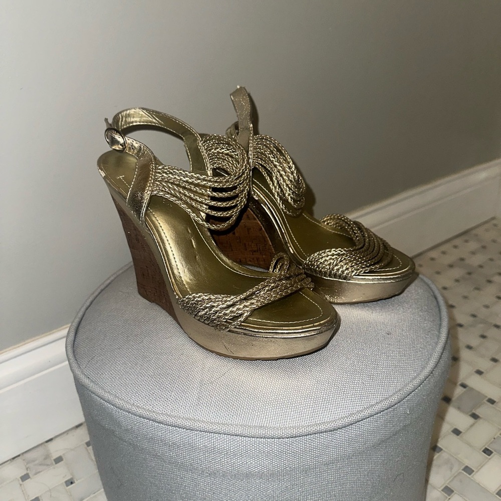 BCBGeneration Wedges